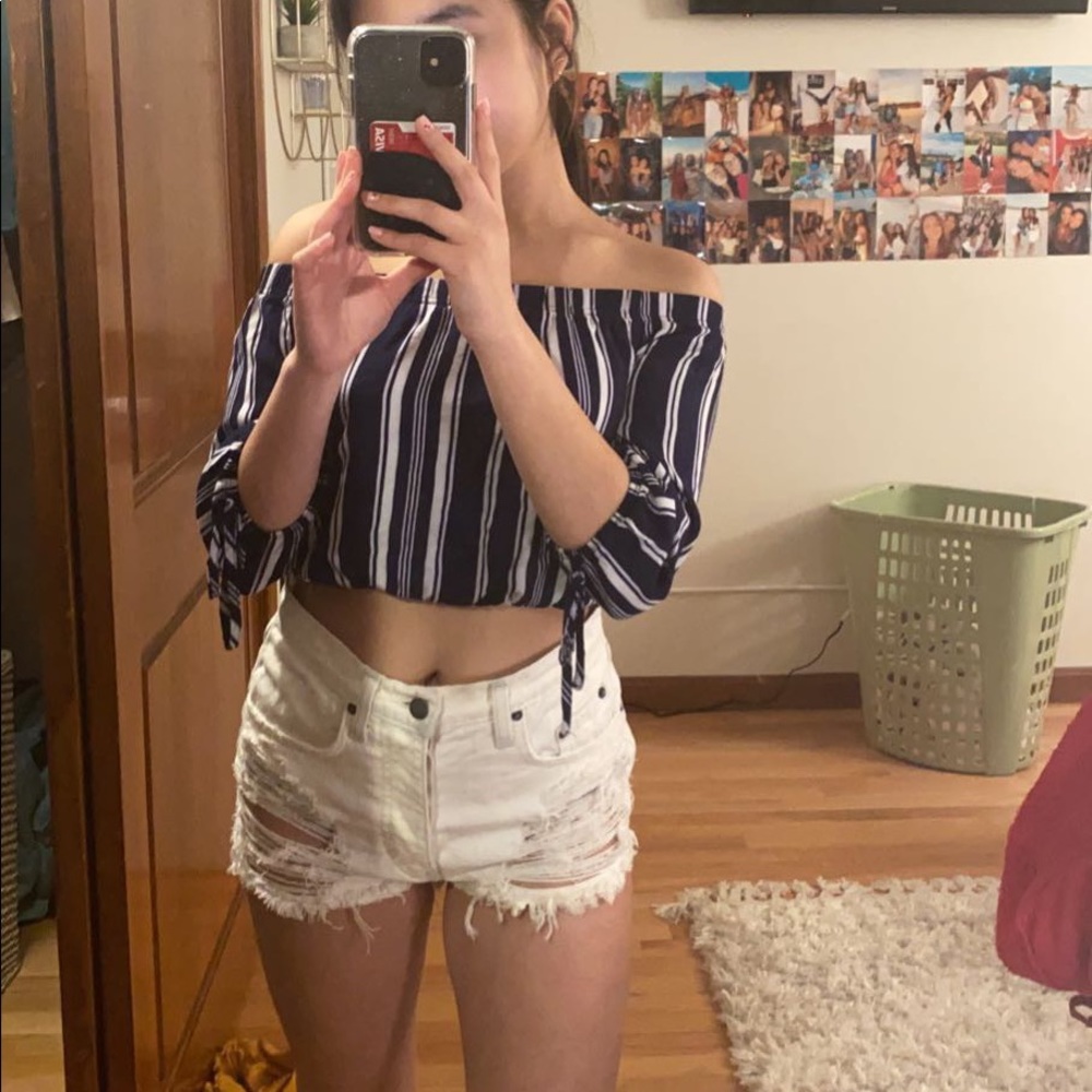 Pacsun Off the shoulder top